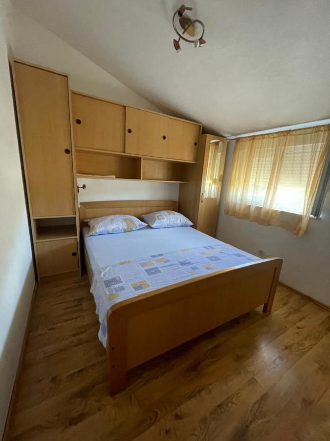 ホテル Apartman Jukic マリナ エクステリア 写真
