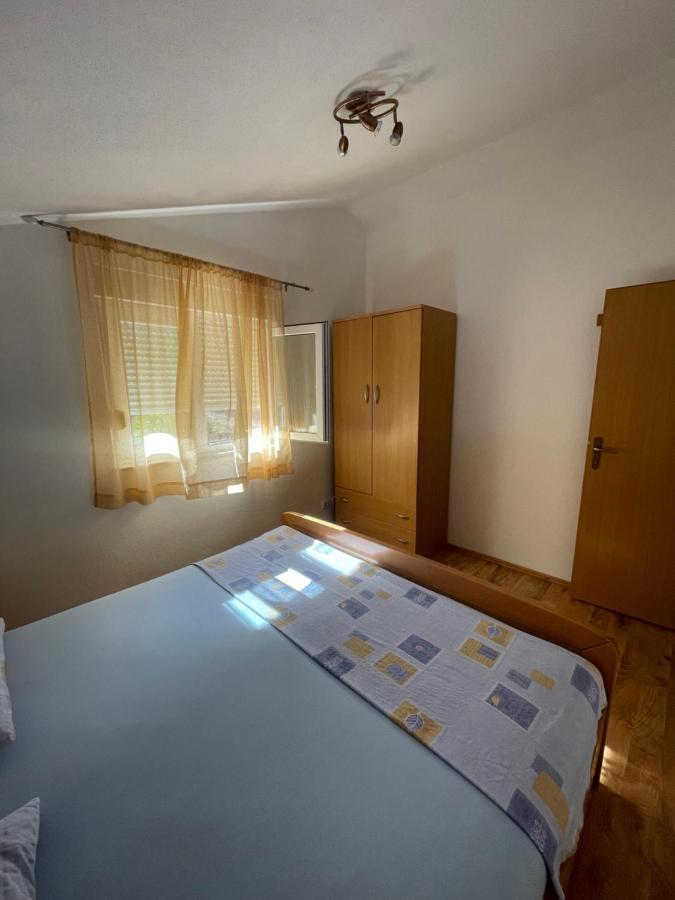 ホテル Apartman Jukic マリナ エクステリア 写真