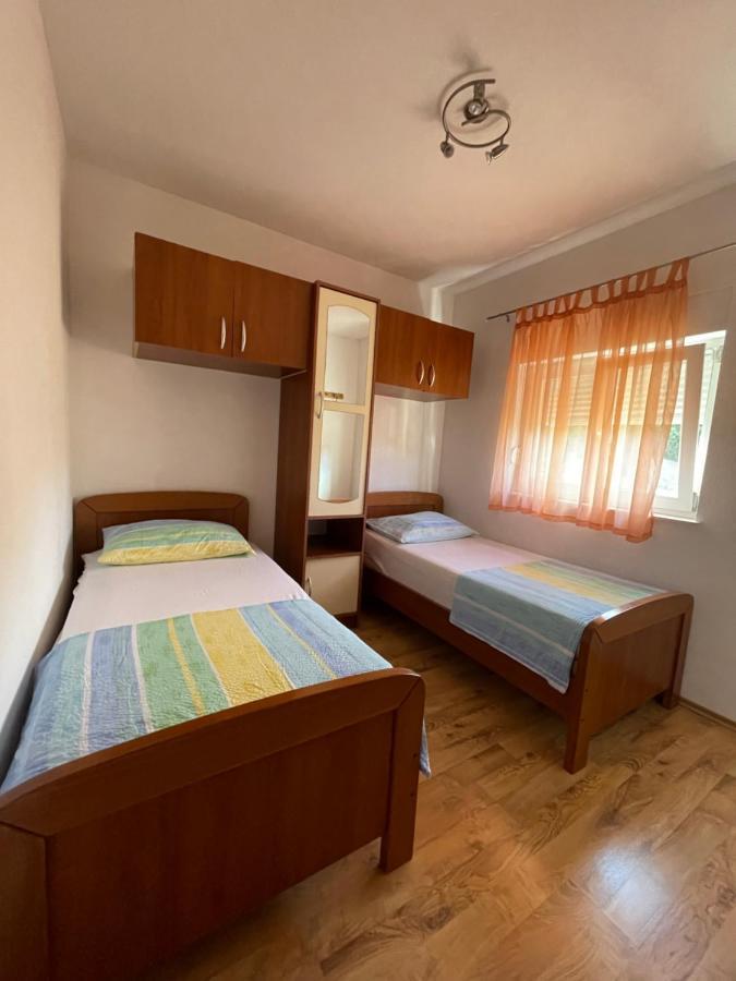 ホテル Apartman Jukic マリナ エクステリア 写真